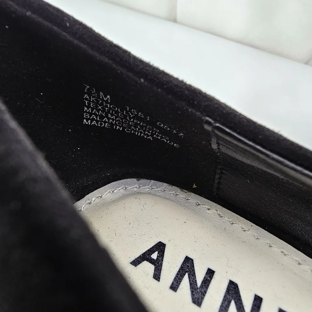 Anne Klein Holly Black Fringe Toe Block Heels Size 7.5 - Picture 9 of 10